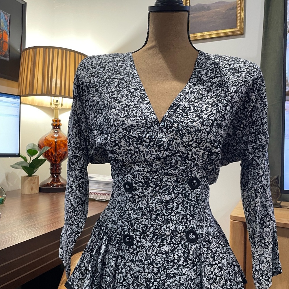 Jonathan Martin Monochrome Floral Long Sleeve Dress